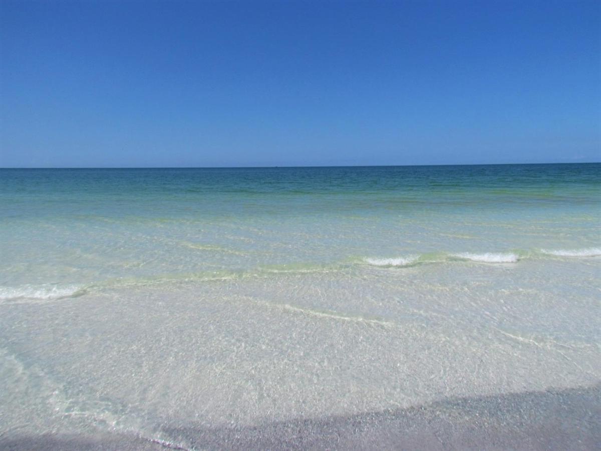 Gulf Gardens Cottage #3 St. Pete Beach Buitenkant foto